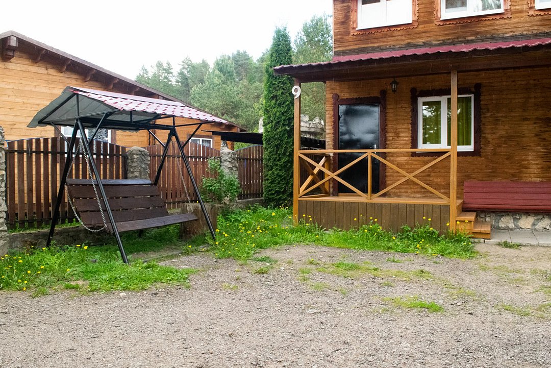 Коттедж 8-местный 2-этажный (Очень Большой