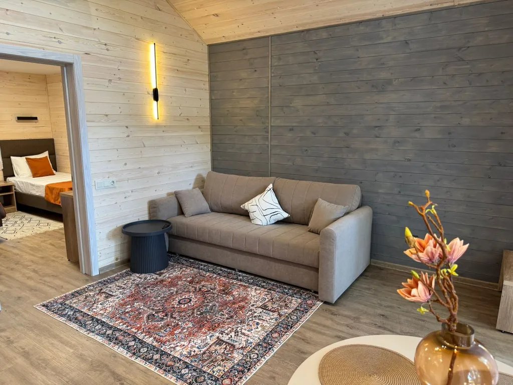 Коттедж 4-местный 2-комнатный (№2)