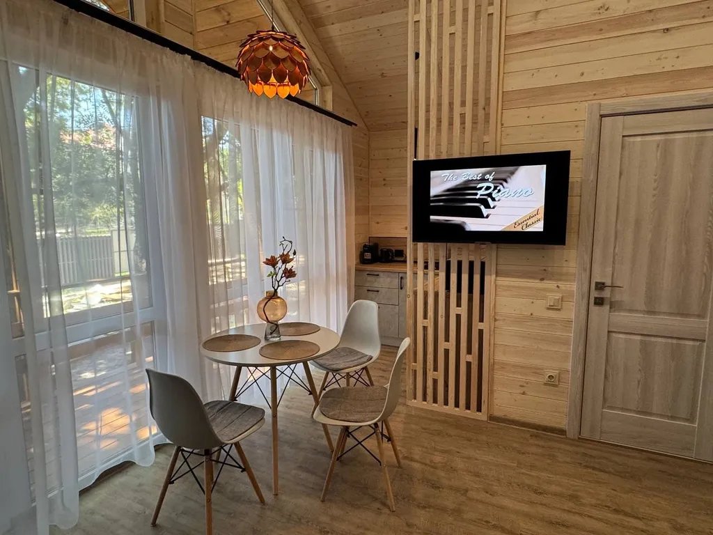 Коттедж 4-местный 2-комнатный (№2)