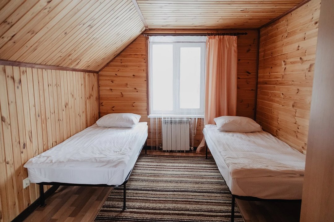 Коттедж 4-местный 2-комнатный 2-этажный