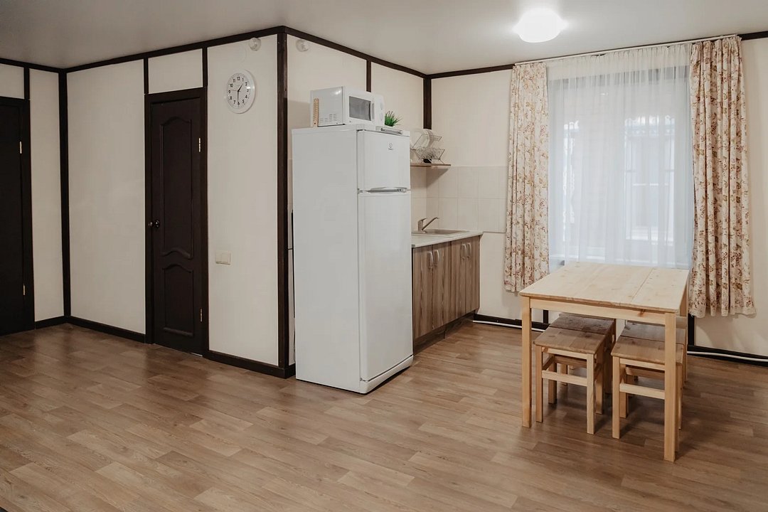 Коттедж 4-местный 2-комнатный 2-этажный