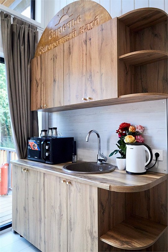 Барн 4-местный 2-комнатный (Barn House)