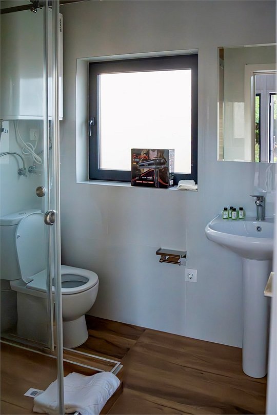 Барн 4-местный 2-комнатный (Barn House)