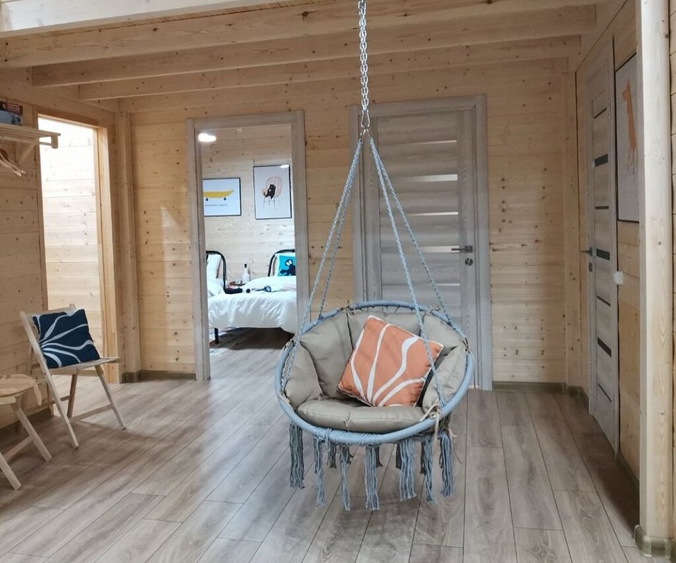 Коттедж 4-местный 2-комнатный (Загородный дом)