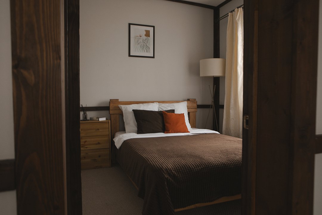 Дом 4-местный 2-комнатный (Брусника, №10)