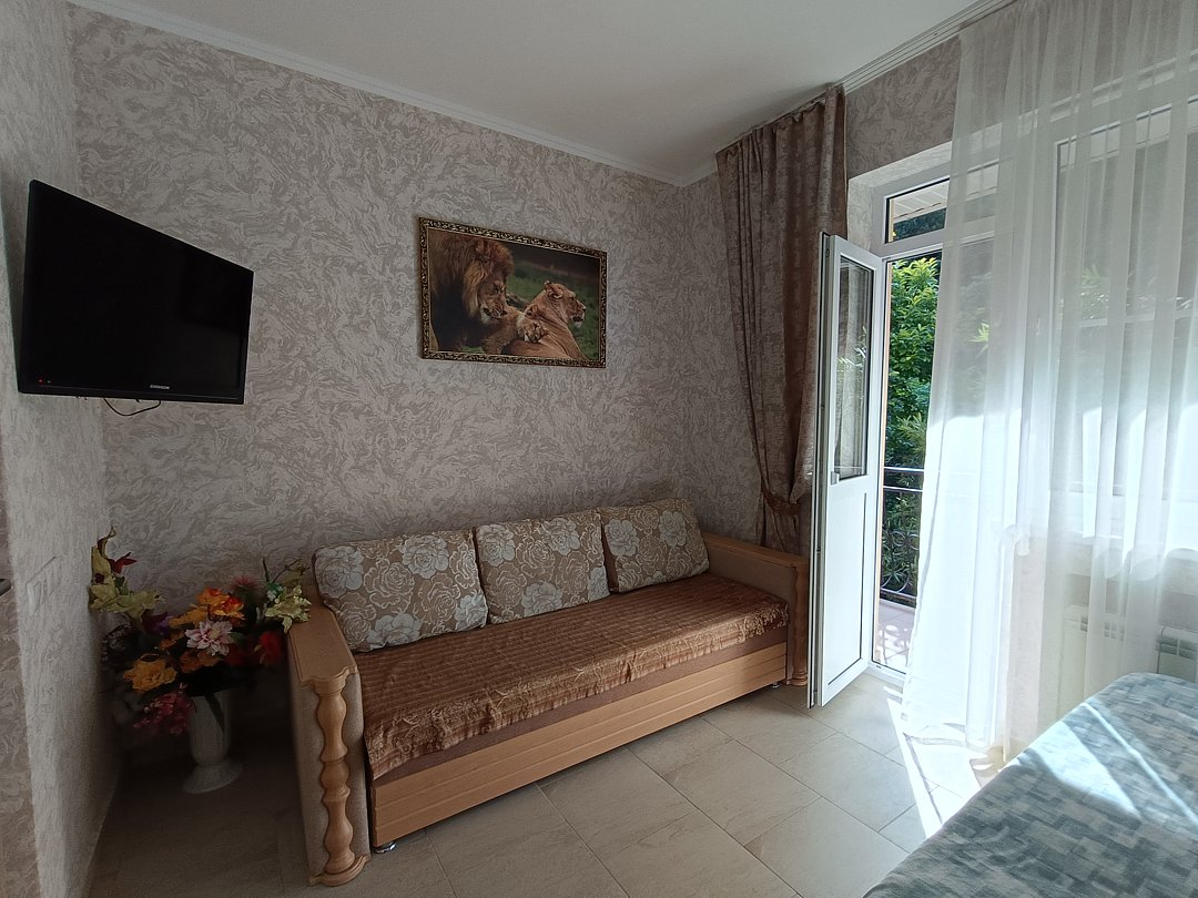 Стандартный 2-местный 1-комнатный (с балконом)