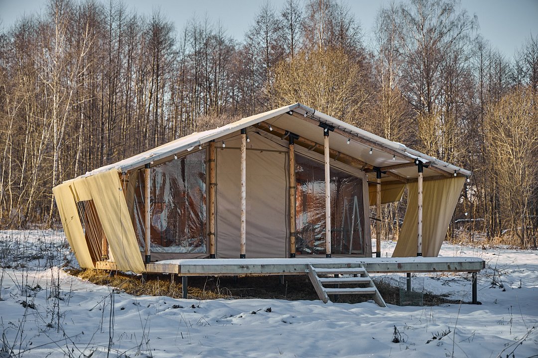 Тент-хаус 6-местный (Фэмили, летний вид размещения)