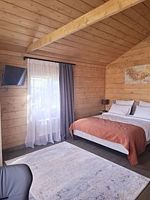Двухместный семейный коттедж двуспальная кровать, Частный дом 40м в лесной зоне рядом со Звенигородом, Звенигород