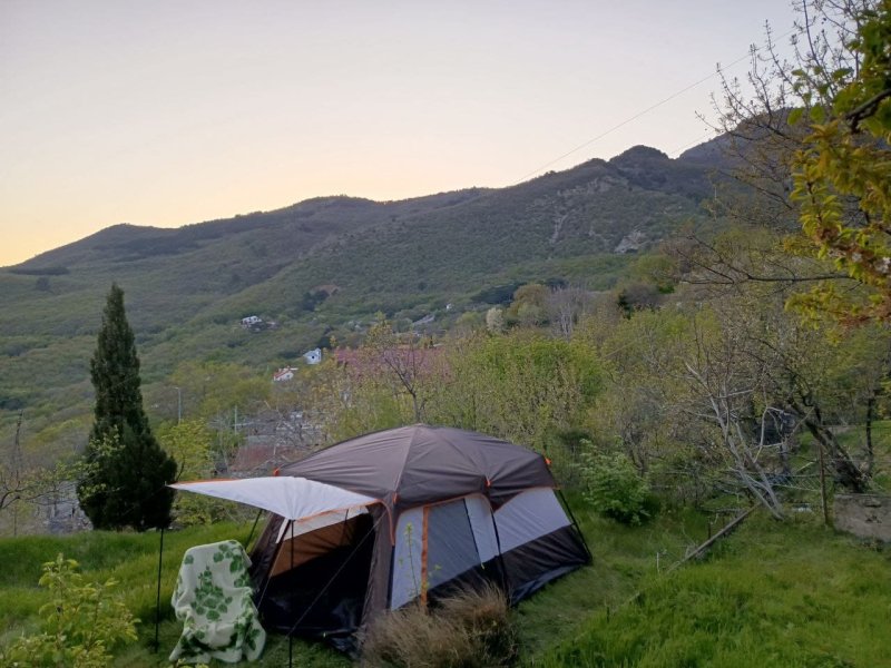 Кемпинг на Озерной, Крым, Симеиз 
