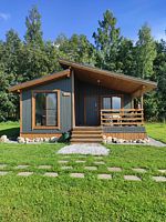 Шестиместный коттедж с 2 комнатами с красивым видом из окна, Гостевой дом Smoky Hills, Светлое