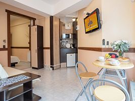 Трехместный с кухней, Гостевой дом Август, Ялта