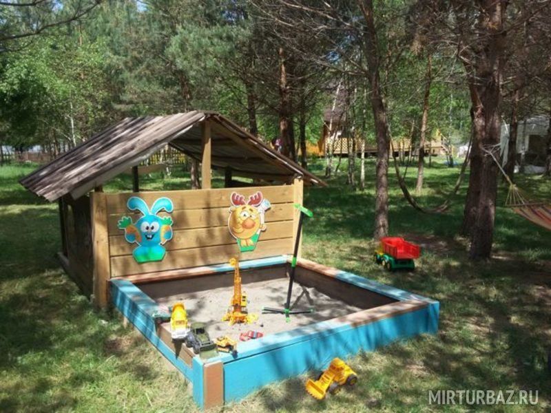 Детская площадка — Дома в аренду «Сельская Усадьба», Чемальский район