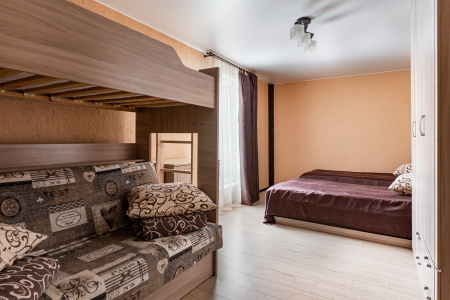 Апартаменты 18-местный 9-комнатный