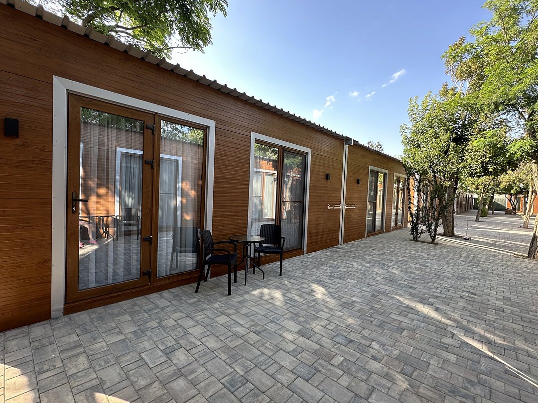 Улучшенный 3-местный 1-комнатный (вид на территорию)