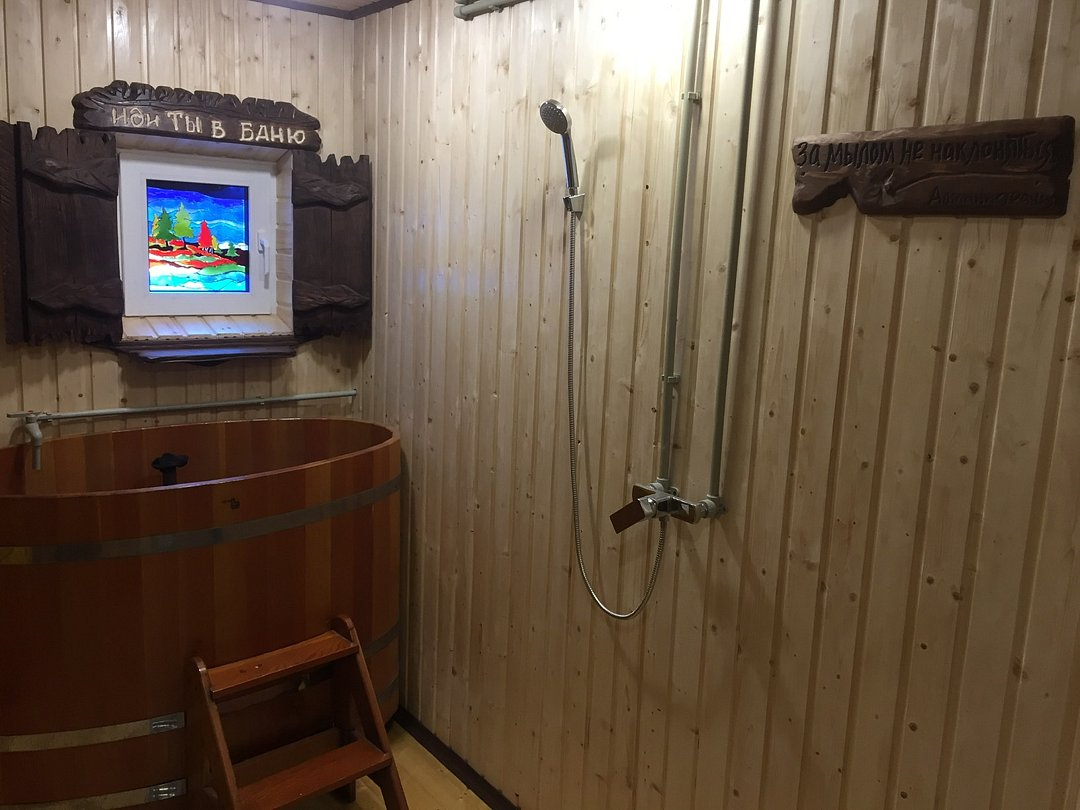 Дом 15-местный (№1, русская баня, бильярд, купель)