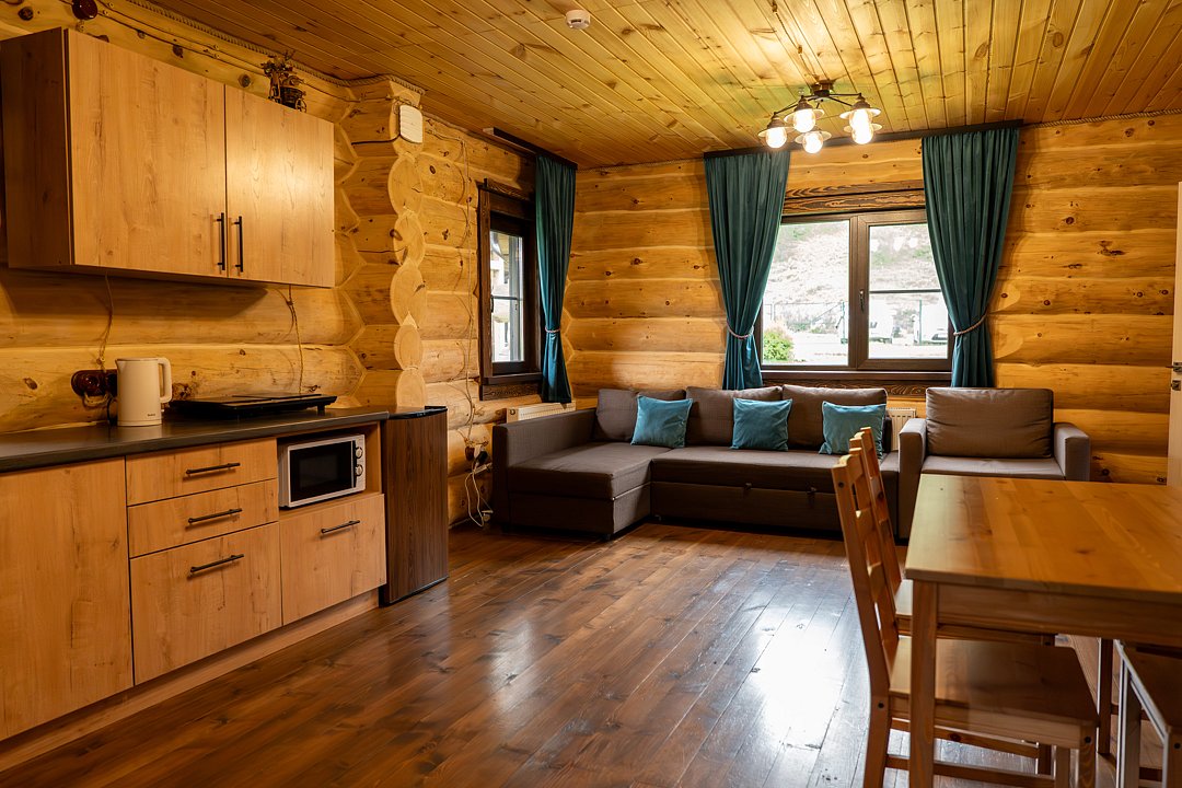 Шале 2-местный 2-комнатный (Кедровый)