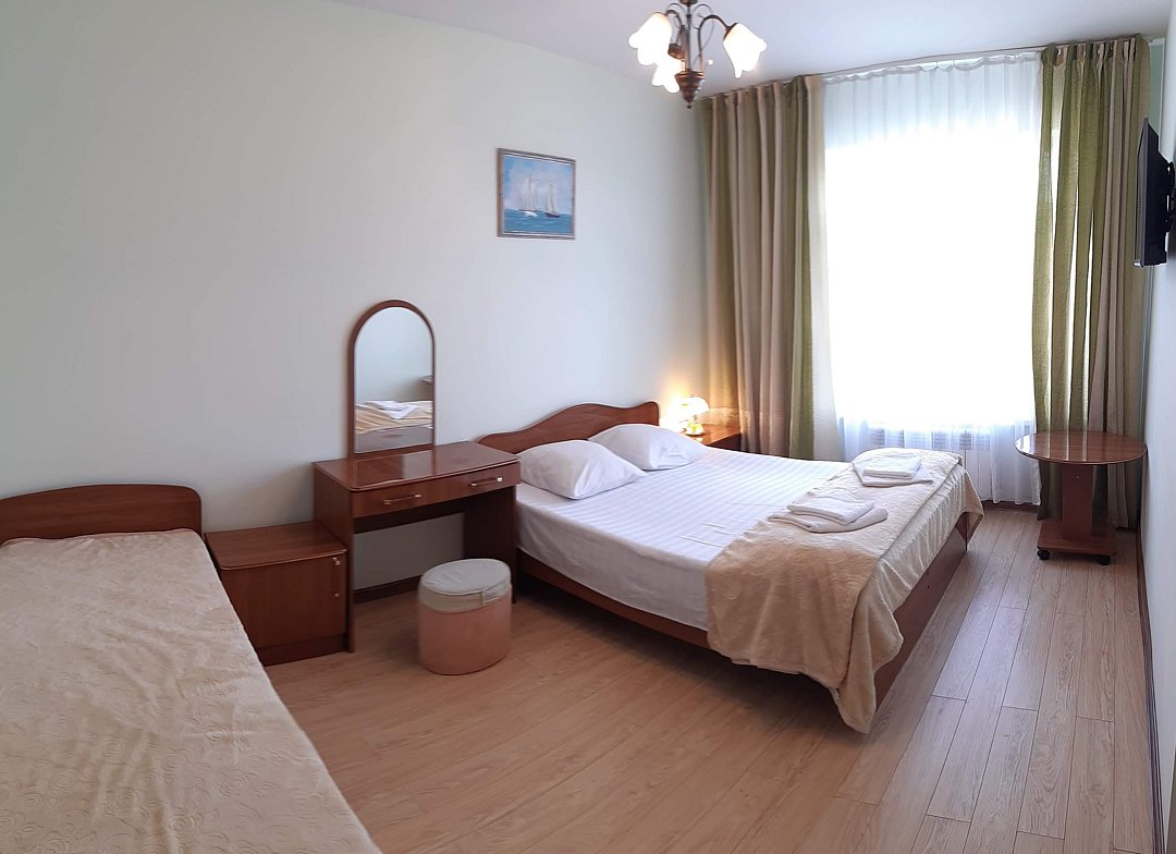 Полулюкс 2-местный | Бугаз, Краснодарский край