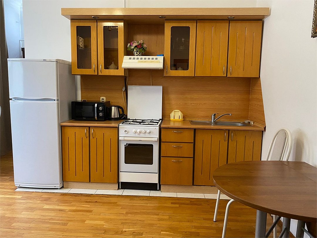 Апартаменты 4-местный 1-комнатный (с балконом)