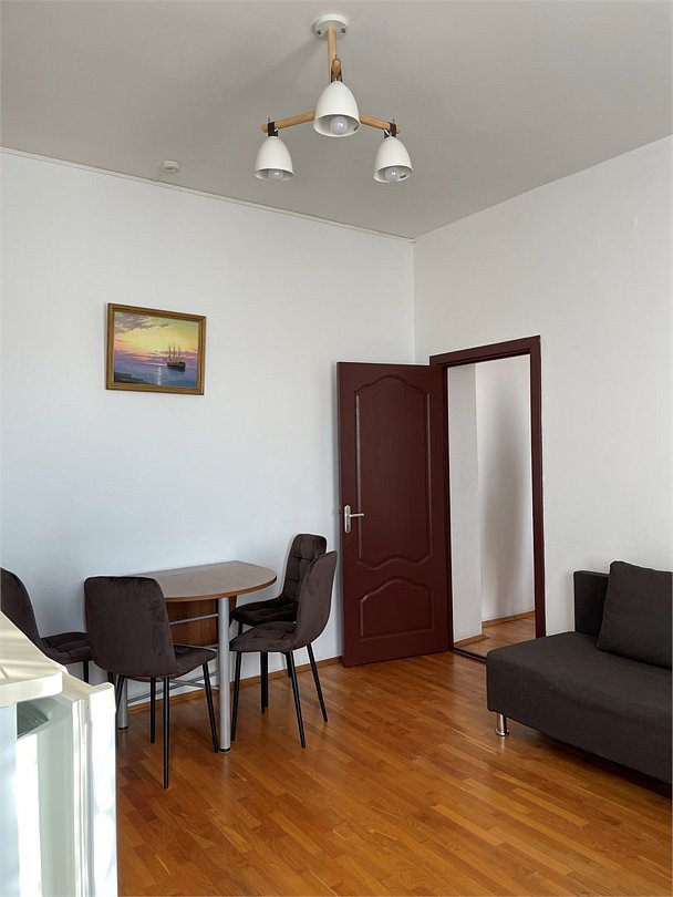 Апартаменты 4-местный 1-комнатный (с балконом)