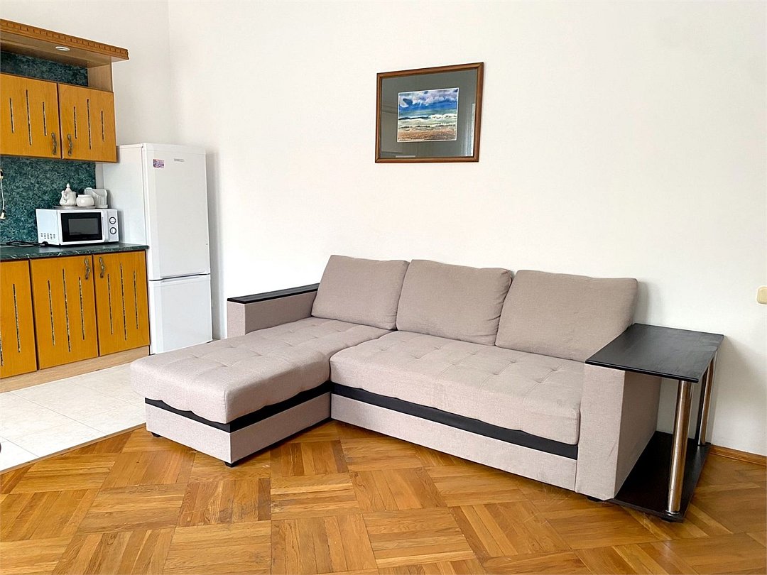 Апартаменты 6-местный 2-комнатный (с балконом)