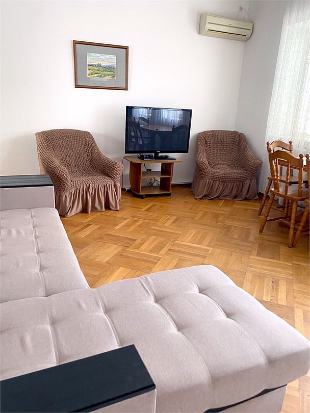 Апартаменты 6-местный 2-комнатный (с балконом)