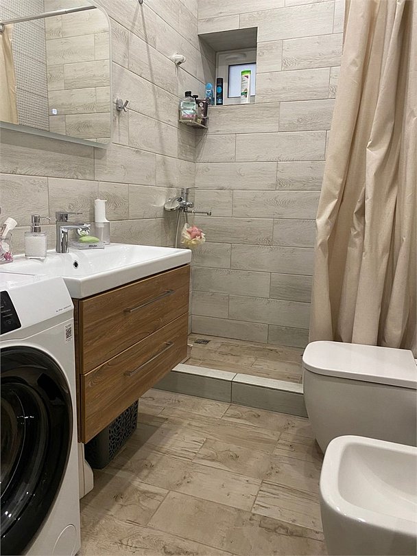 Апартаменты Люкс 6-местный 2-комнатный (с балконом)