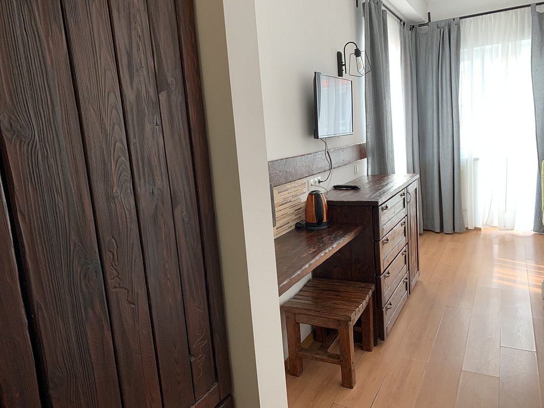 Комфорт 3-местный (вид на парк)