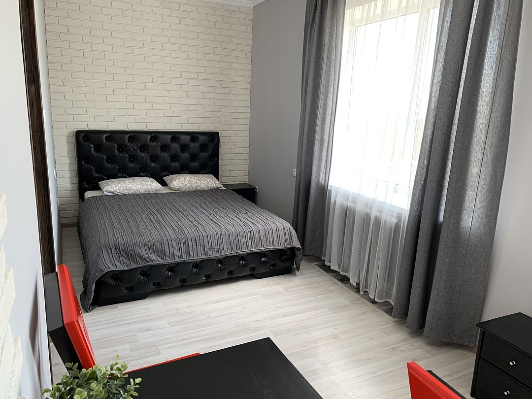 Стандартный плюс 2-местный (вид на парк)