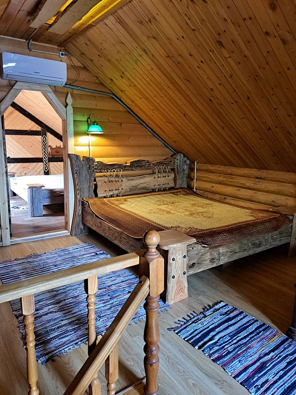 Коттедж 6-местный 2-комнатный Медведь