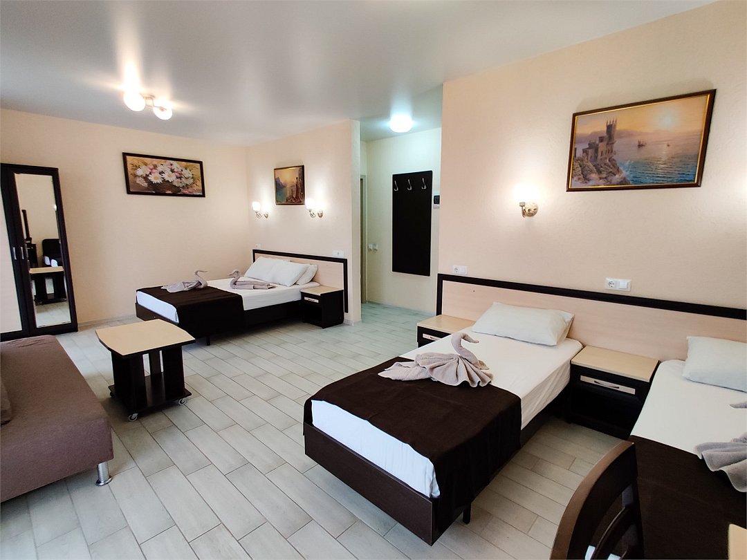 Стандартный Семейный 5-местный