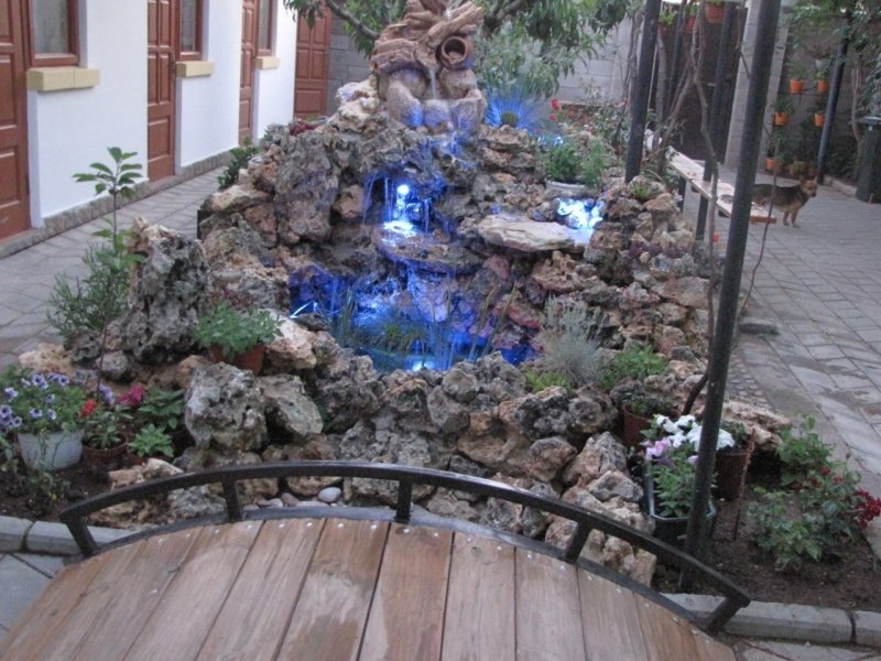 Гостевой дом  У Чижика, Крым, Севастополь Севастополь село Андреевка Нахимовский район Балаклава Балаклавский район Песчаное Кача