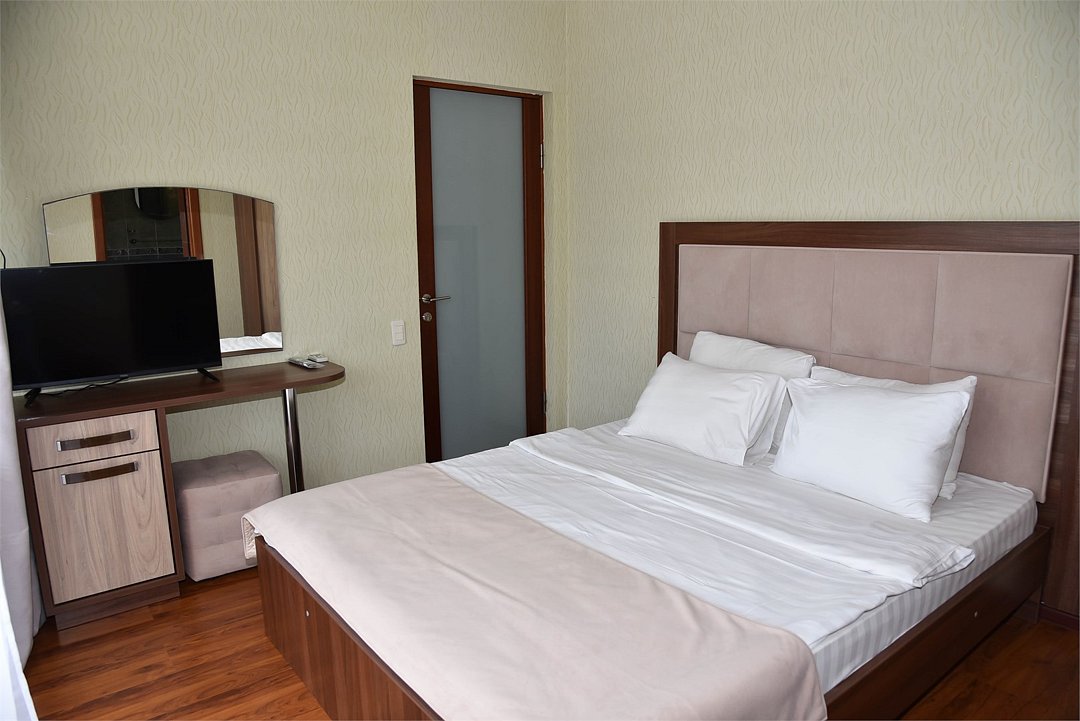 Апартаменты 6-местный 3-комнатный (с кухней)