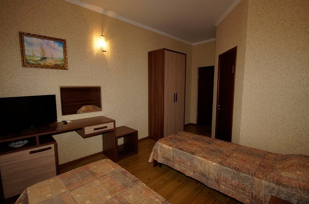 Номер 2-местный (полу-цоколь)