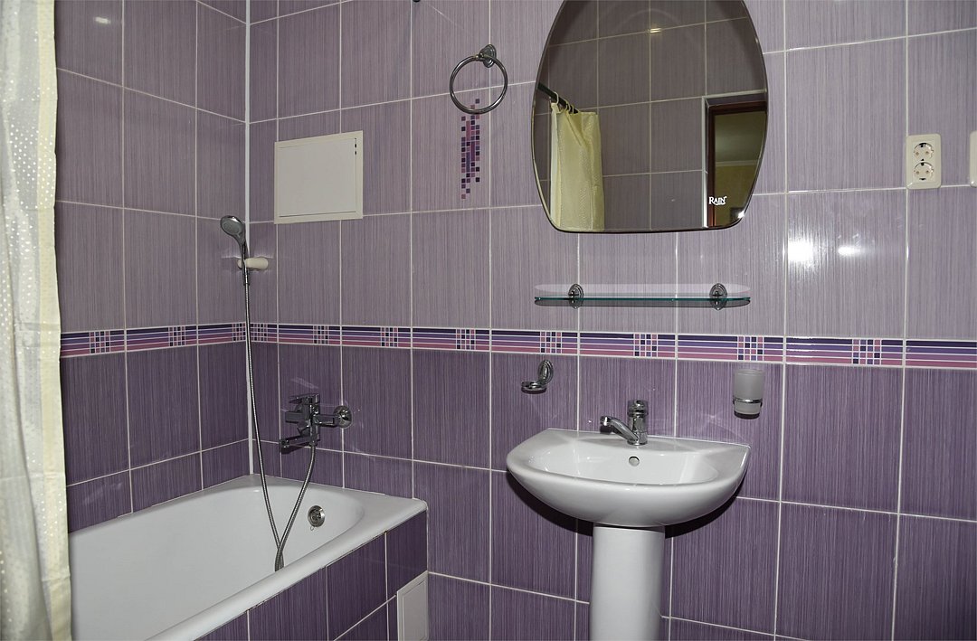 Номер 4-местный (полу-цоколь)