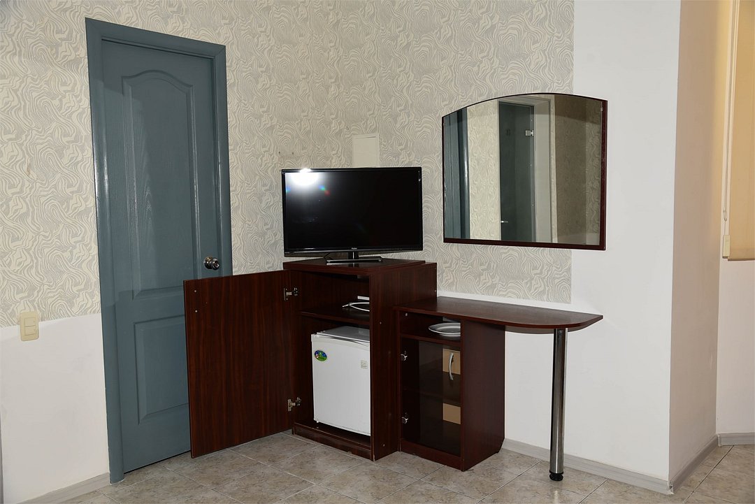 Номер 5-местный (полу-цоколь)