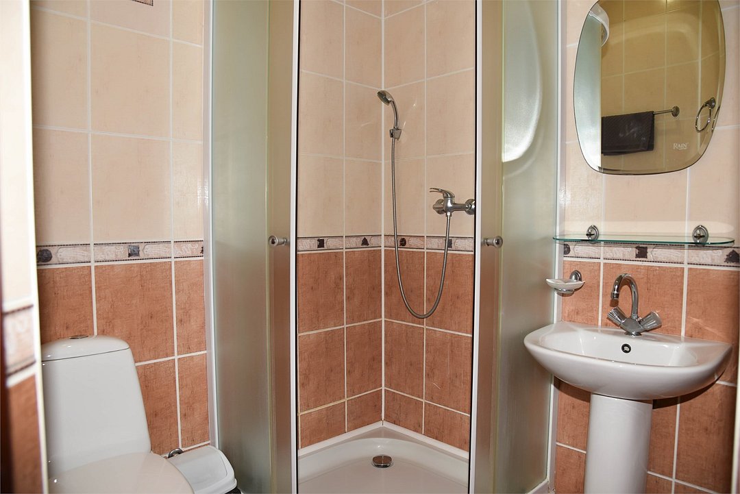 Номер 5-местный 2-комнатный (с мини-кухней)