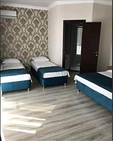 Стандарт 4-местный с балконом, Гостевой дом Family Guest House, Лазаревское