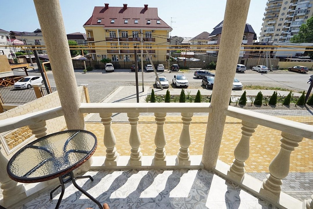 Стандартный 4-местный (с балконом)