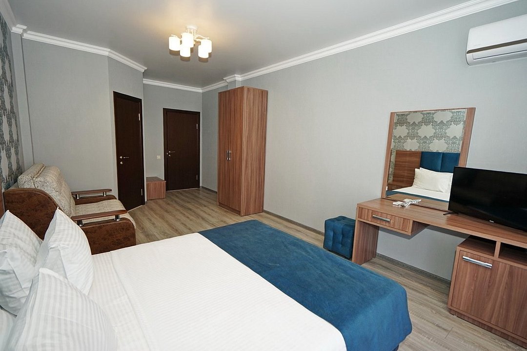 Стандартный 4-местный (с балконом)