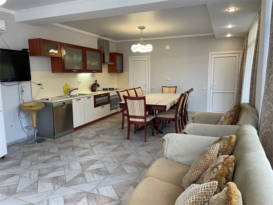 Апартаменты 6-местный 3-комнатный (с отдельным входом и террасой)