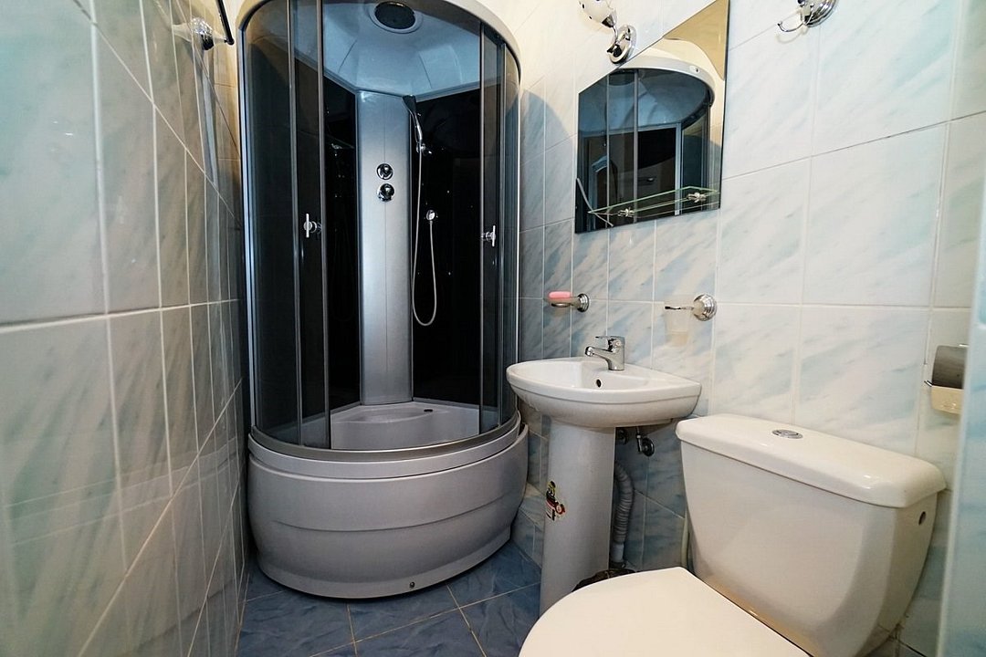 Бюджетный 3-местный