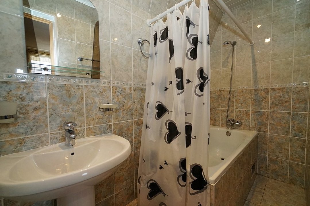 Номер 6-местный 3-комнатный (с мини-кухней)