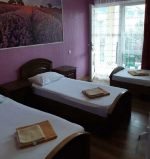 Стандартный 3-местный (с балконом)