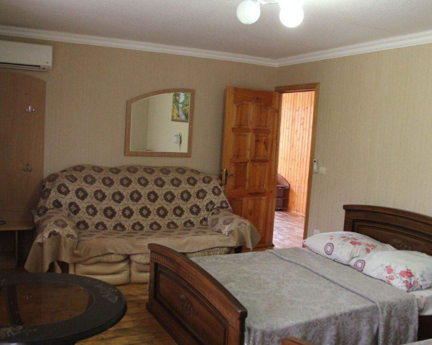 Комфорт 4-местный 1-комнатный (с балконом)