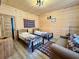 Бунгало 2-уровневый с 3-спальнями, База отдыха Daut Resort, Архыз