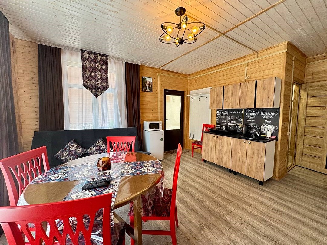 Шале 4-местный 3-комнатный (2)