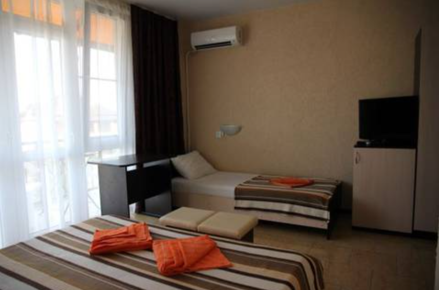 Стандартный 3-местный (с балконом)