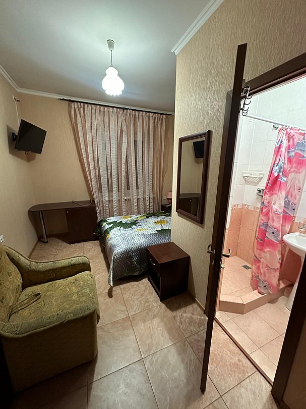 Стандартный 3-местный (с креслом)