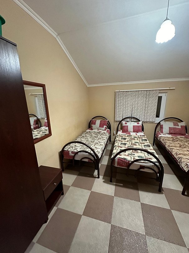 Эконом 3-местный