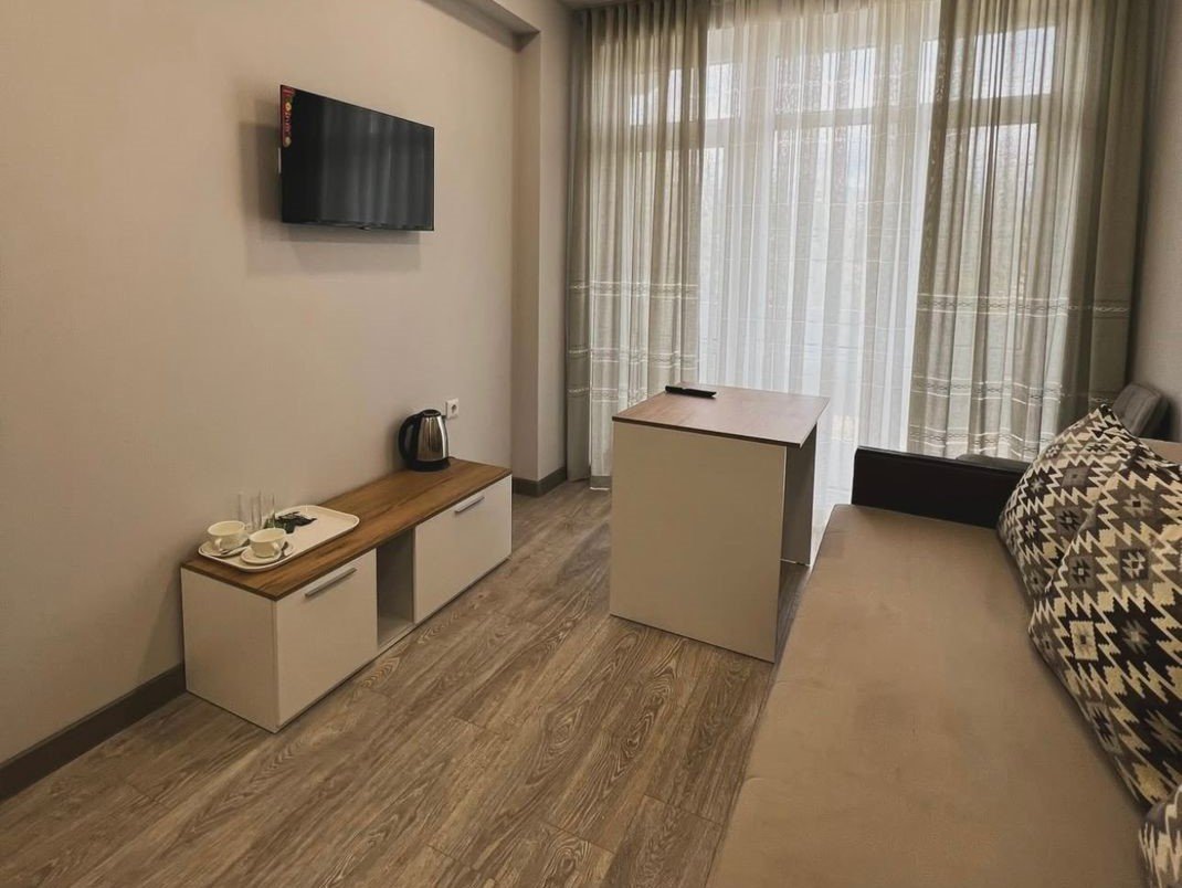 Люкс 2-местный 2-комнатный (3 этаж, корпус 3)